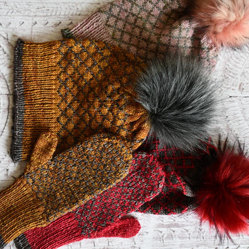 The True Queen Hat and Mitts