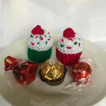 DK Knitting Pattern Mini Sweet Cupcake Easter chocolate egg cover
