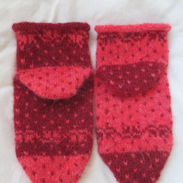 2 Lett Lopi balls Fruit & Berry Polka Dot Socks
