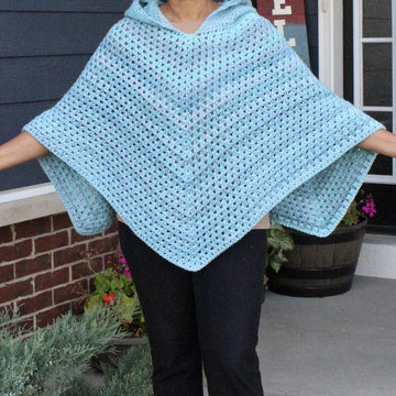 Simple Hooded Crochet Poncho Pattern