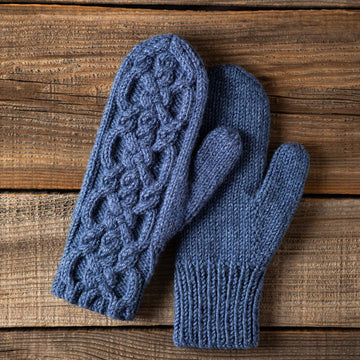Avery Mittens