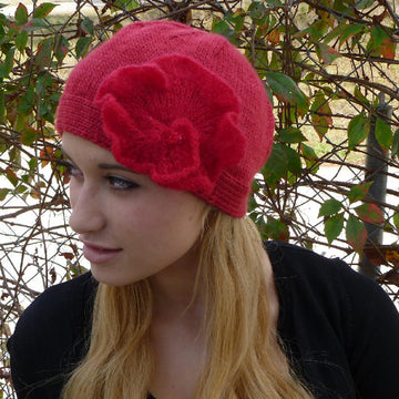 Noomi Hat