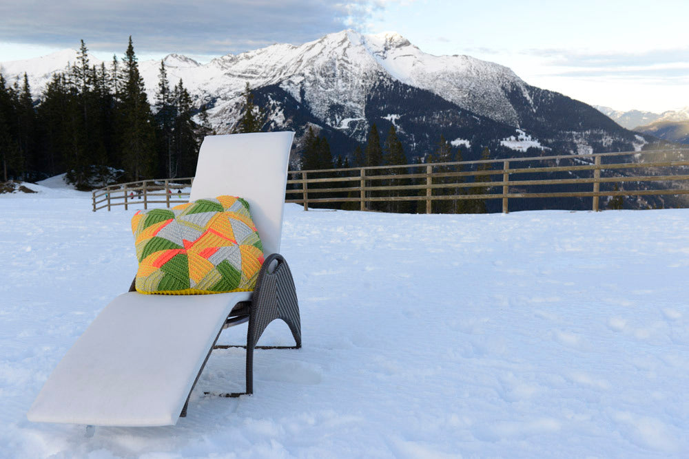 Mount Vinson Pillow in Schachenmayr Boston and Boston Mix - Downloadable PDF