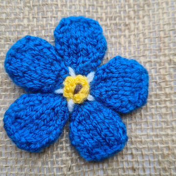 Knitted Forget-me-not