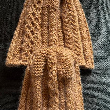 Garter and Gulls Hat