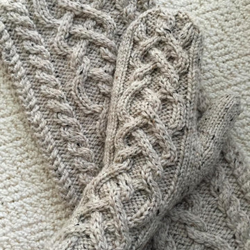 Killarney Cabled Mittens