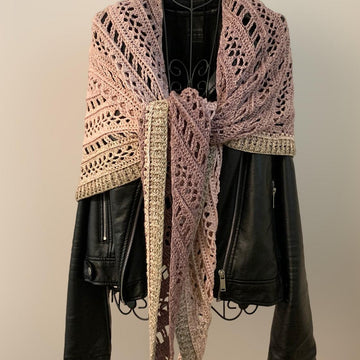 Flat Triangular Scarf "Delia"