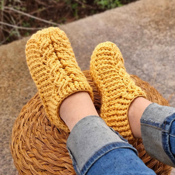 Cozy crochet slippers socks for adults and kids pattern S26