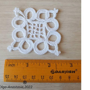 Openwork square 3 crochet