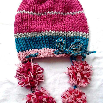 877-PomPom Ties Hat