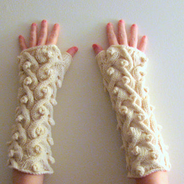 Dragon Cabled Gauntlets