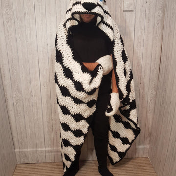 Crochet Snow Tiger Hooded Blanket