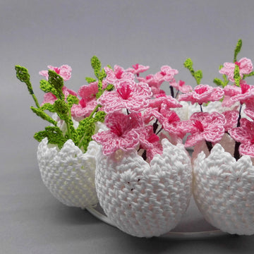 Osterdeko Ostereier mit Kirschblüten