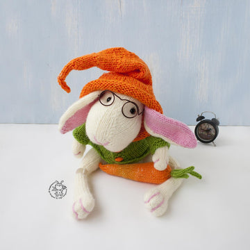 Beads jointed White Rabbit