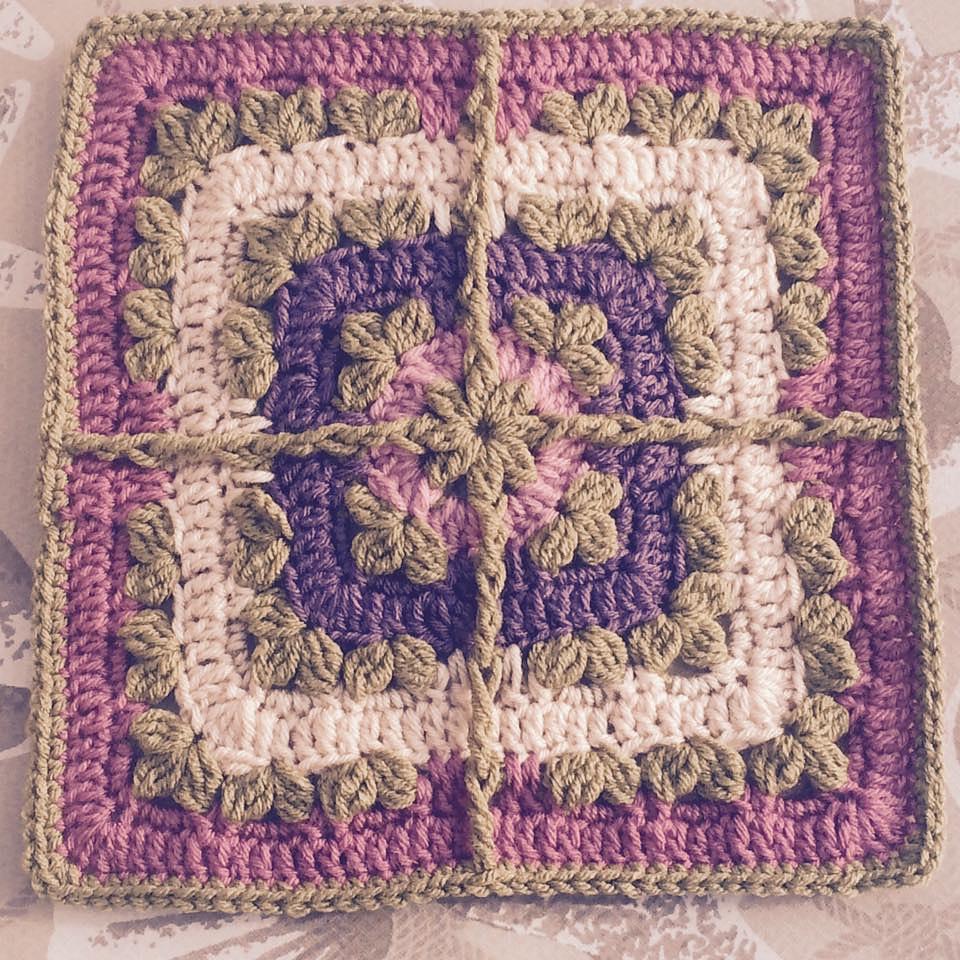 Clusters Afghan Square