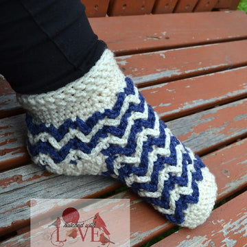 Chevron Illusion Slipper Socks- Adult Sizes