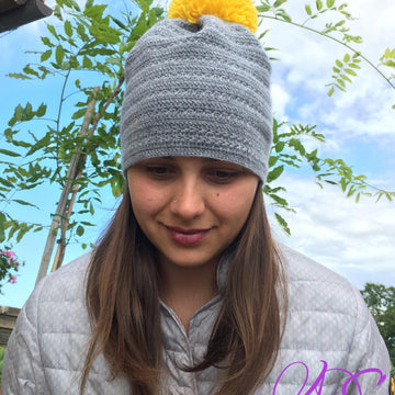 Cappellino con PomPom Modello per Uncinetto