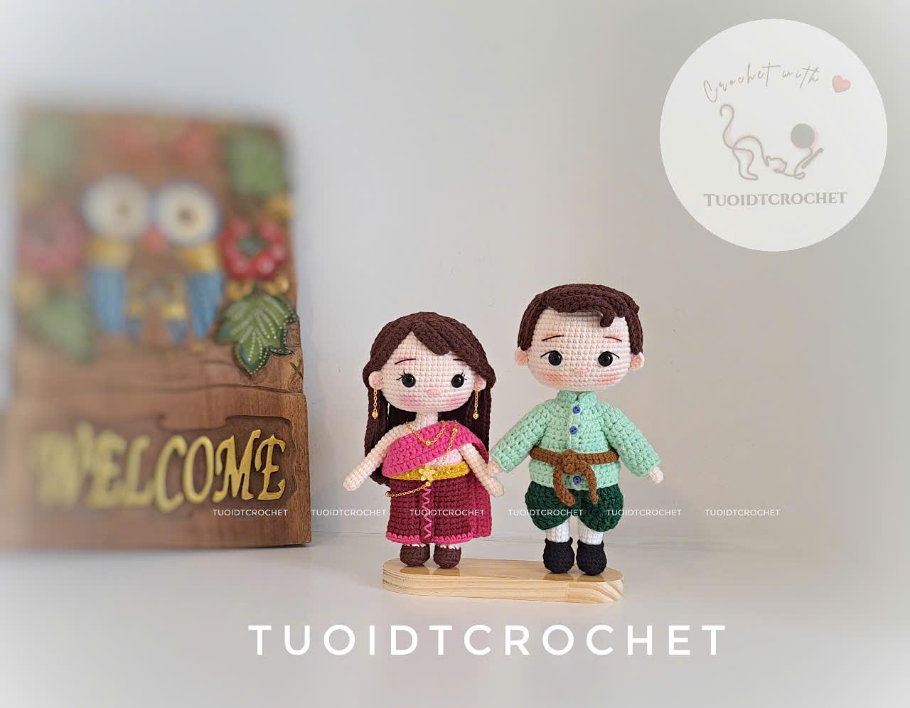 Thai couple dolls