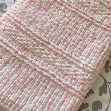Lightweight Chunky Baby Blanket