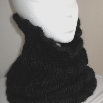 Chelsea Cable Cowl/Hood
