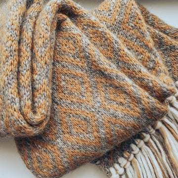 Fair Isle rhombus scarf with fringe