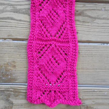 Lattice and Diamonds Scarf