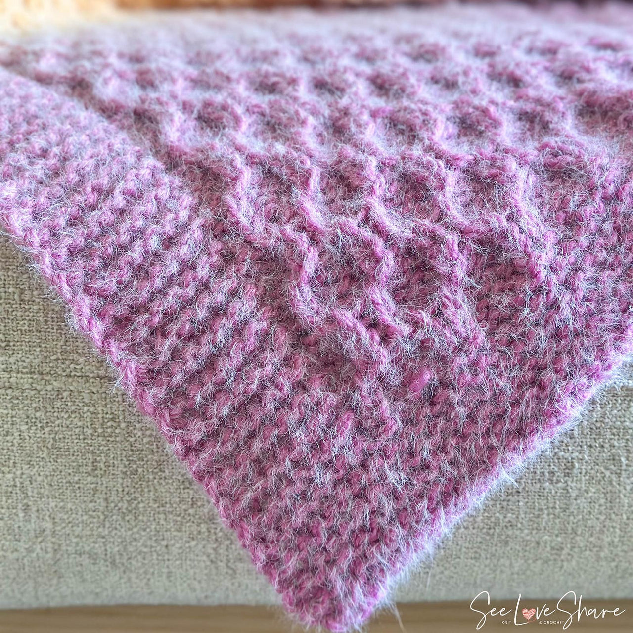 Easy Honeycomb Chunky Baby Blanket