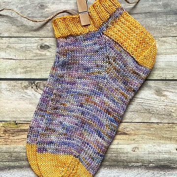 Fun And Sun Shortie Sock
