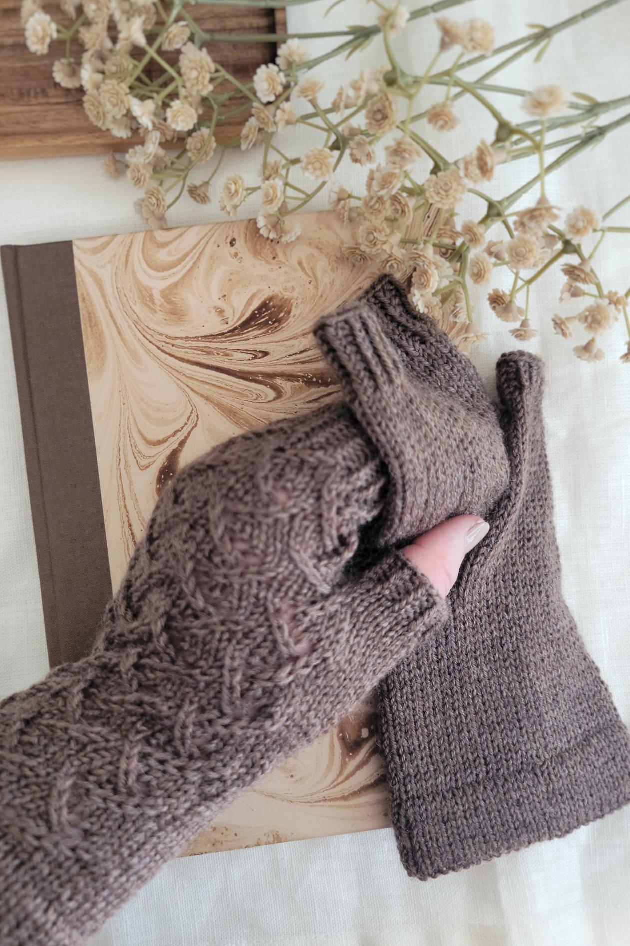 Truffle Fingerless Gloves