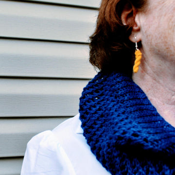 Eyelet Cowl