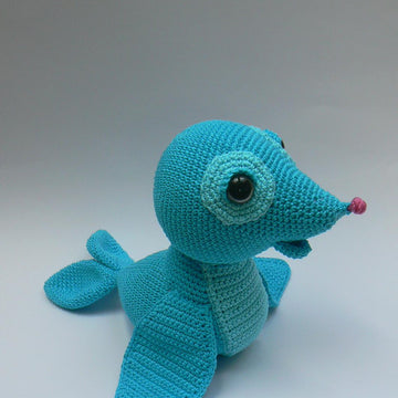 Ronny the little seal