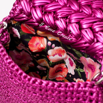 Bag with puff stitch flap