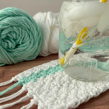 Easy Grit Stitch Mug Rug