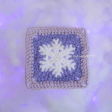 Small Snowflake Granny Square