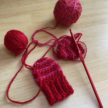 Doll’s Valentine Mittens