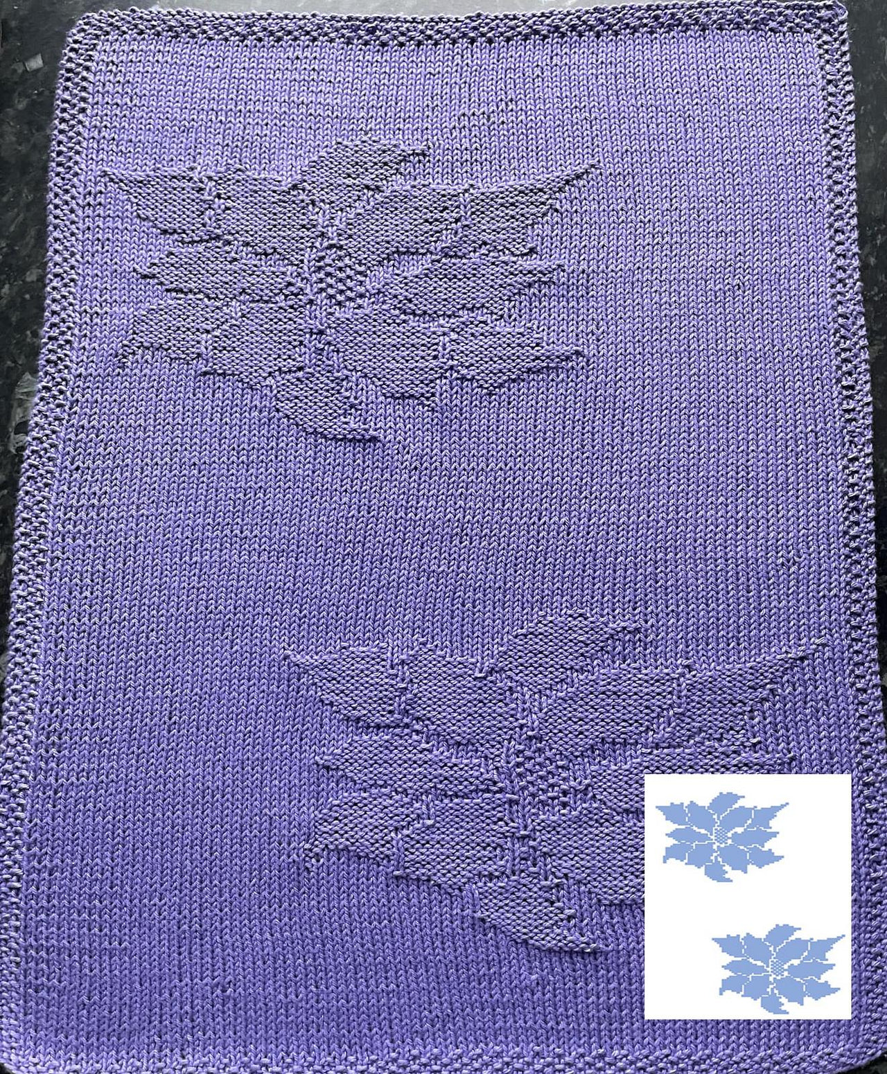 Nr. 842 – 25 – 4. Christmas Rose guest towel