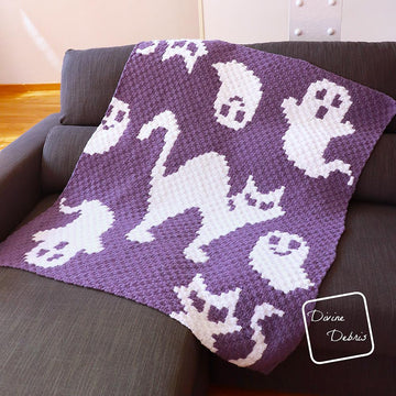 A Ghoul's Best Friend Blanket