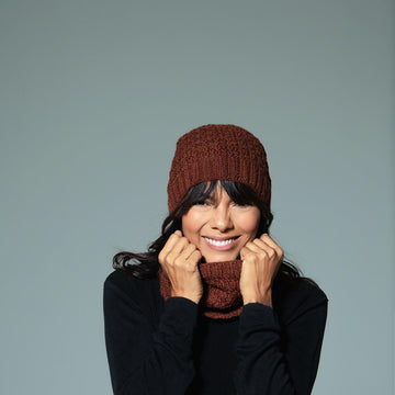 Decumani Hat & Cowl set
