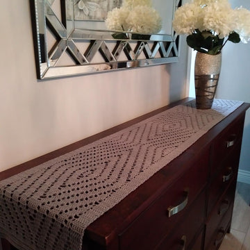 Dundarave Table Runner