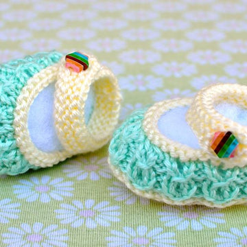 Mock Cables Mary Jane Baby Booties