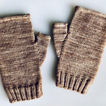 Cottage Mitts