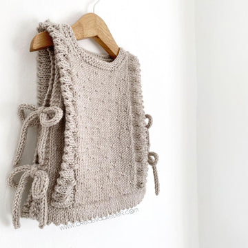 6 sizes – PLUMETI knit vest pattern