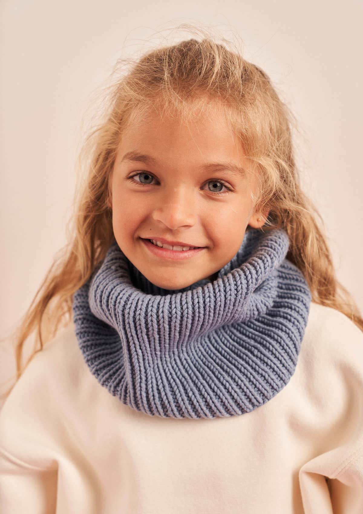 Mini Rocha Cowl in Rowan Four Seasons PDF