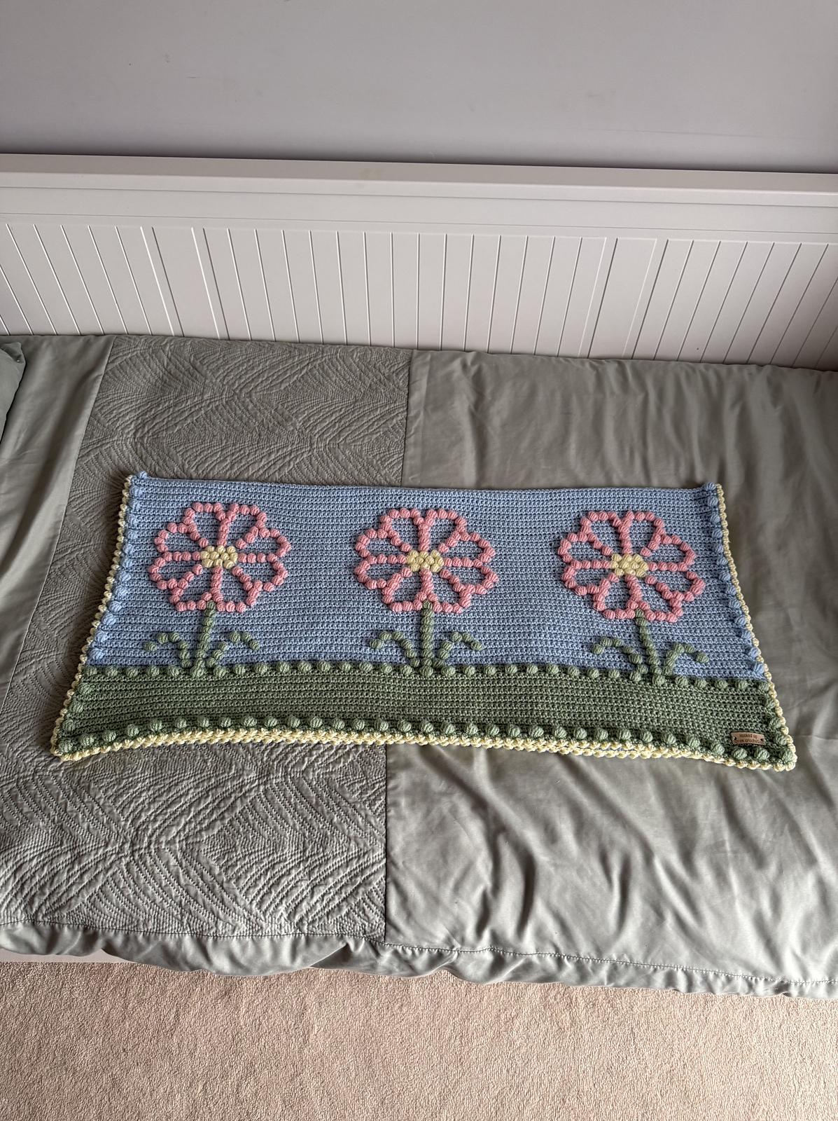 The little flower garden