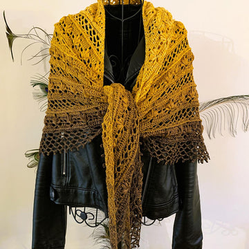 Triangular Scarf "Chaldene"