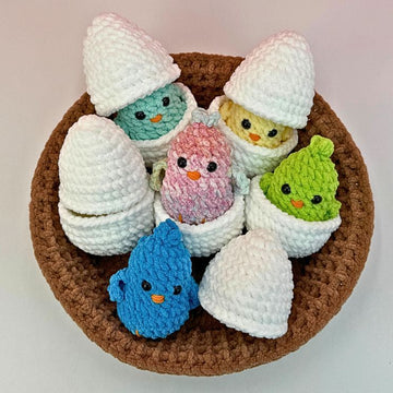 Adorable Baby Chicken Crochet Pattern, Chick in Egg and Nesting Basket