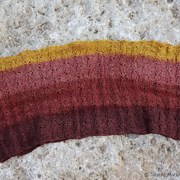 Roseroot Cowl