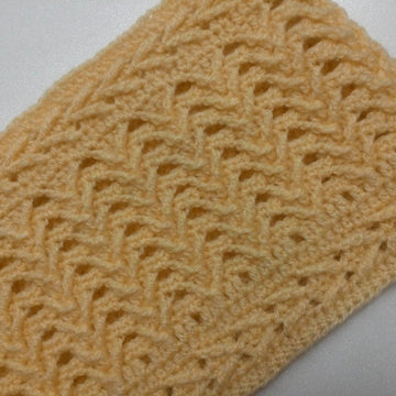 Cupid's Dilemma Cowl