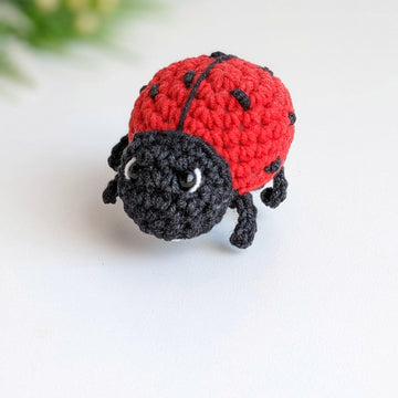 Crochet ladybug amigurumi pattern