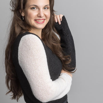 Alpaca sweater in 2 colors
